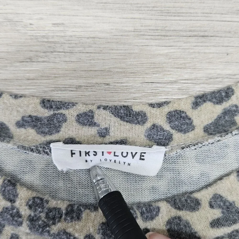 FIRST LOVE Womens Gray Leopard Print Color Block Oversized Sweater Size Small